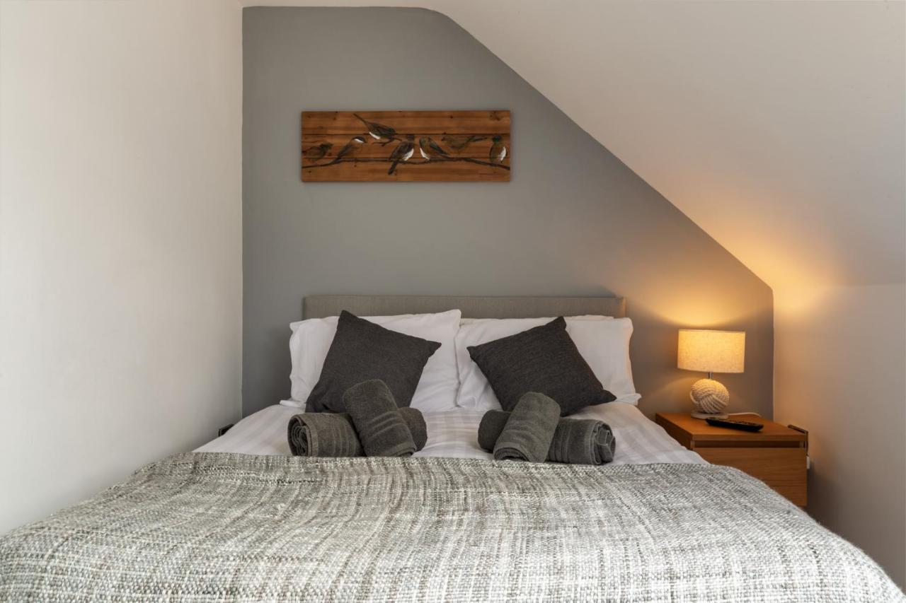 Acorn Cottage Тенби Экстерьер фото