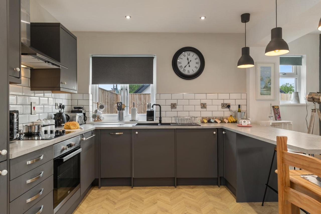 Acorn Cottage Тенби Экстерьер фото